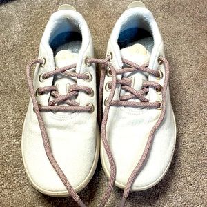 Allbirds sneakers size 8